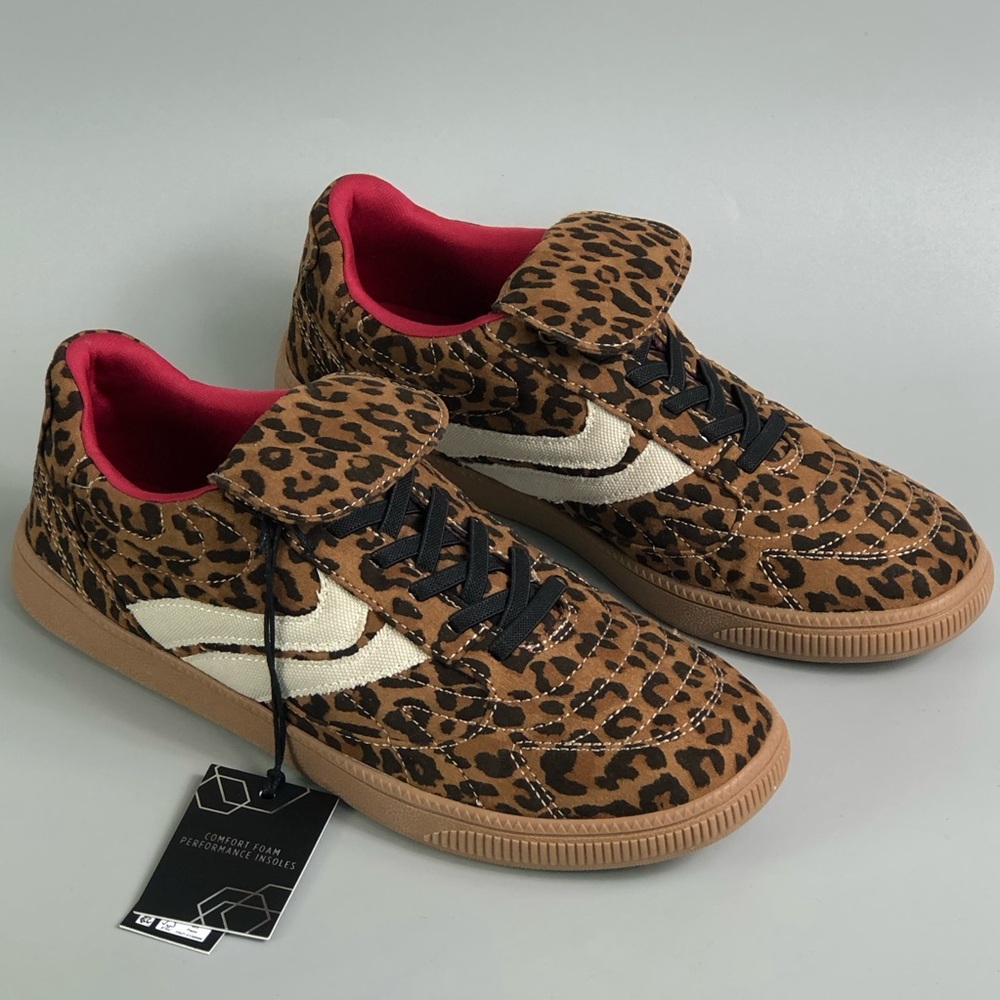 Madden NYC Leopard Print Low-Top Sneakers in Brown Size 4